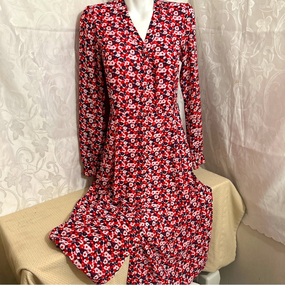 Micheal Kors Modern Red & Navy Florals Chiffon Long Sleeve Buttoned Down Dress